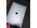 makbok-labtob-abl-ayr-am-1-macbook-air-m1-shbh-gdyd-mstaaml-nthyf-100-ram-8-thakr-256-btary-99-small-2